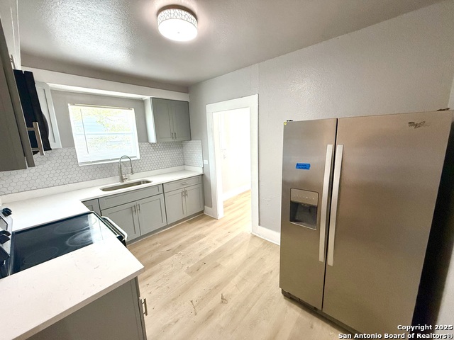 Image 9 of 29 For 1834 Center St