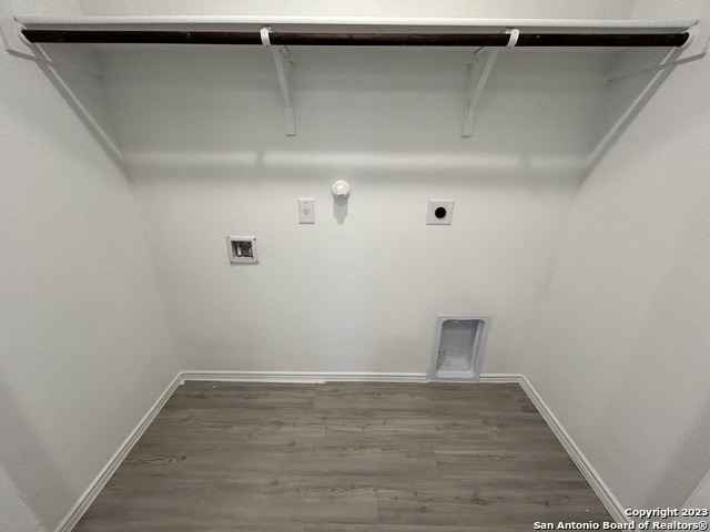 Image 7 of 18 For 9014 Lunar Landing