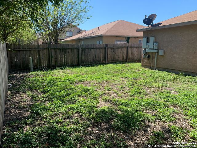 Image 14 of 32 For 7560 Oak Chase