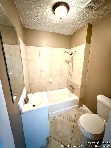 Image 14 of 17 For 1827 Highland Blvd