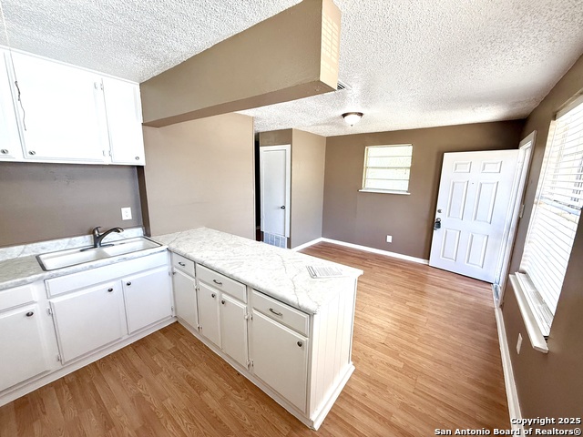 Image 5 of 15 For 1829 Highland Blvd