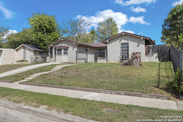 Listing photo id 0 for 5119 Oldstead St.