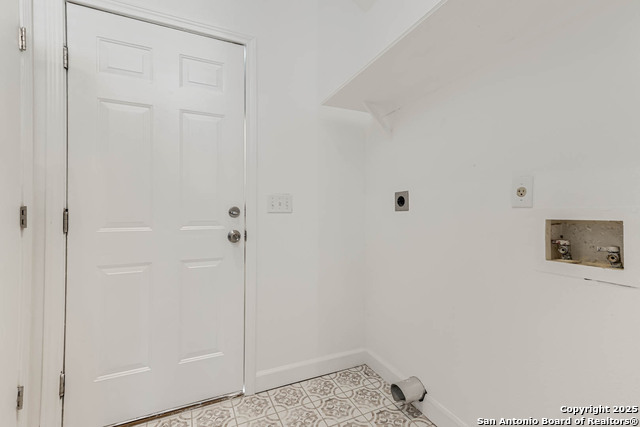 Listing photo id 24 for 7110 Tranquil