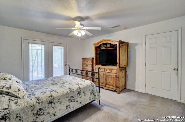 Listing photo id 12 for 6248 Yorkshire