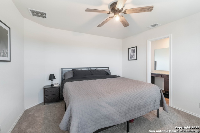 Listing photo id 9 for 13547 Hummel Loop