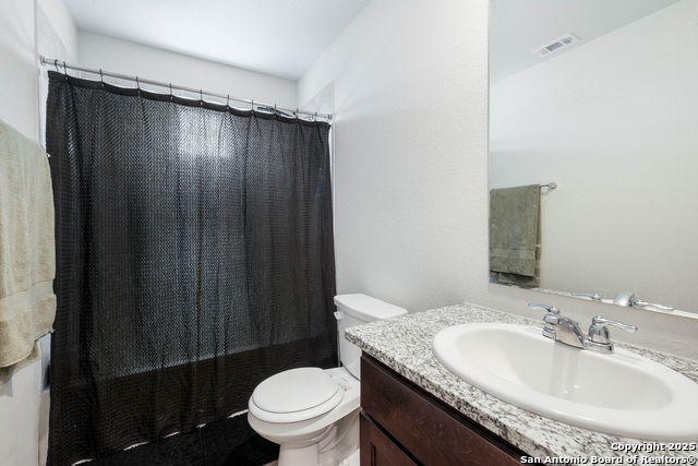 Listing photo id 13 for 13547 Hummel Loop