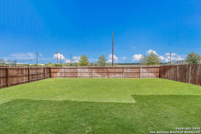 Listing photo id 16 for 13547 Hummel Loop