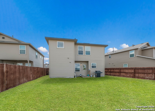 Listing photo id 17 for 13547 Hummel Loop