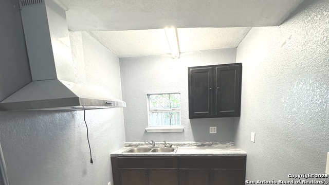 Image 9 of 13 For 1722 Arbor  