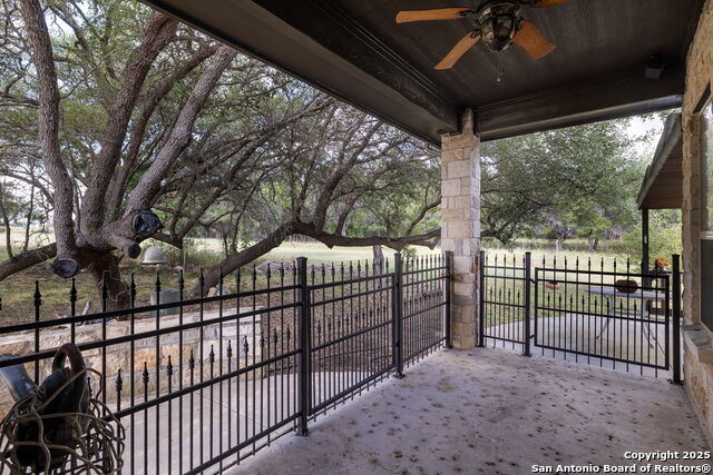 Image 34 of 46 For 2407 Fm 1283