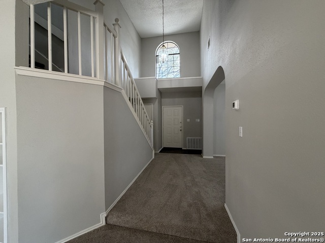 Listing photo id 12 for 7338 Estrid Trail