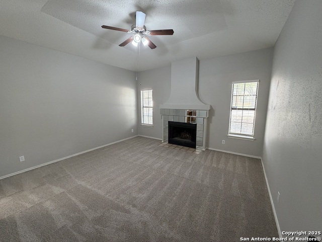 Listing photo id 13 for 7338 Estrid Trail