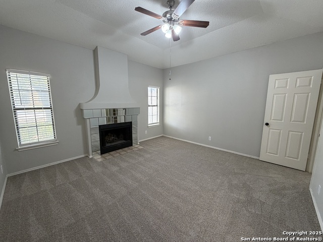 Listing photo id 14 for 7338 Estrid Trail