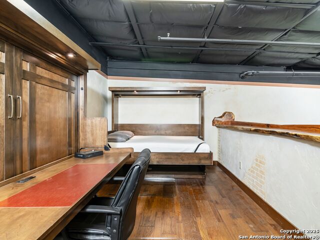 Listing photo id 16 for 7231 Stonewall  # 6109