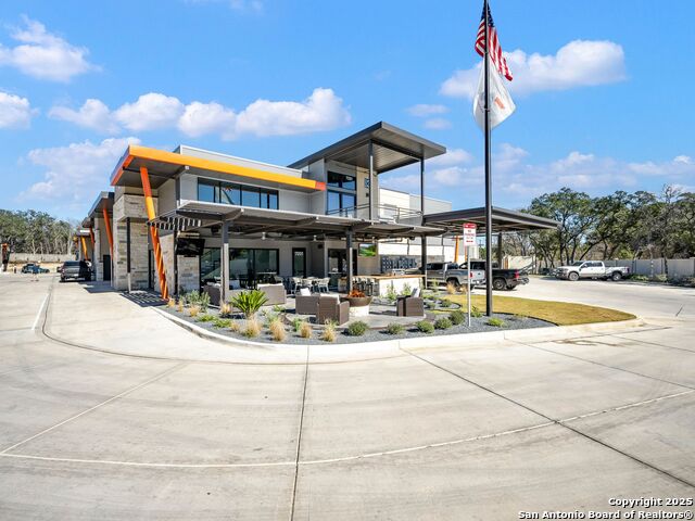 Listing photo id 17 for 7231 Stonewall  # 6109