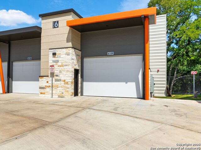 Listing photo id 0 for 7231 Stonewall  # 6109