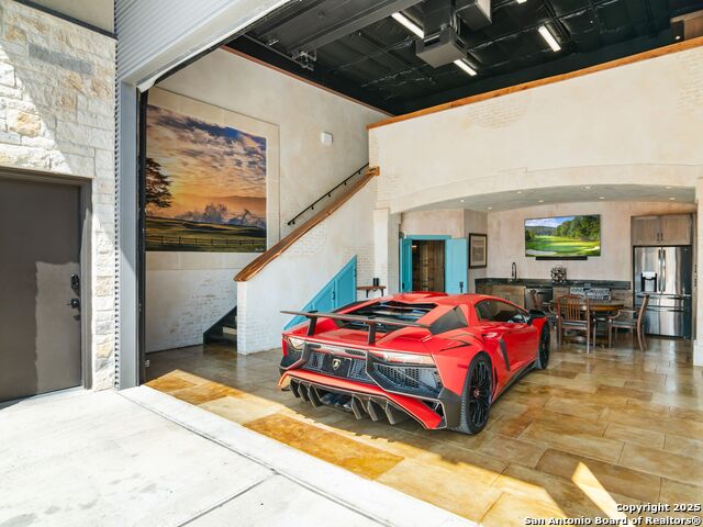 Listing photo id 2 for 7231 Stonewall  # 6109