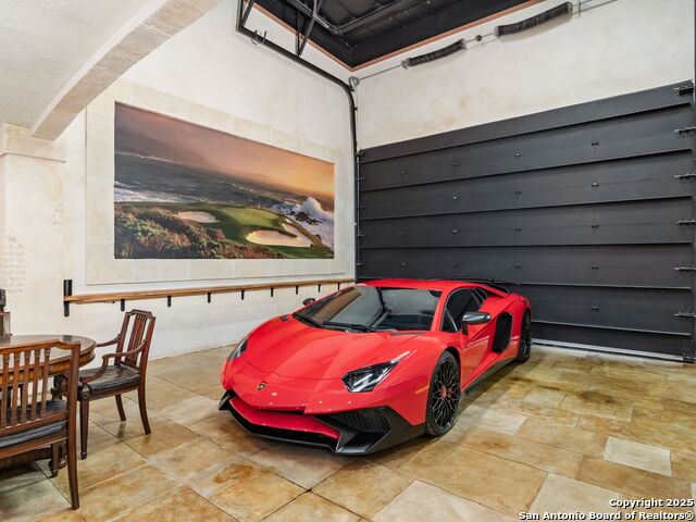 Listing photo id 4 for 7231 Stonewall  # 6109