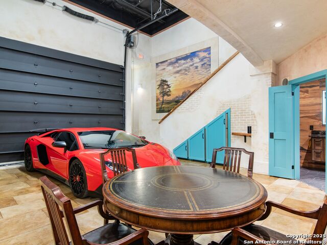 Listing photo id 6 for 7231 Stonewall  # 6109