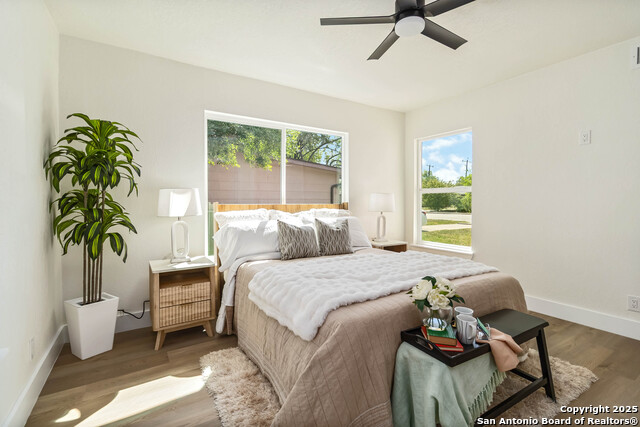 Listing photo id 24 for 631 Robinhood