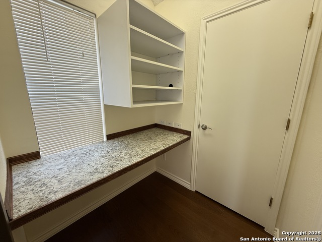 Image 12 of 29 For 11001 Wurzbach 606