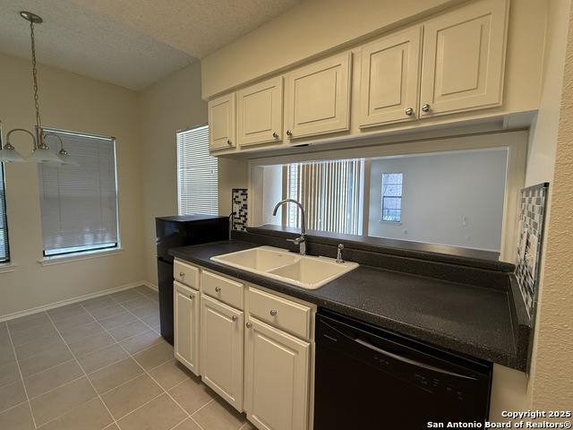 Image 14 of 29 For 11001 Wurzbach 606