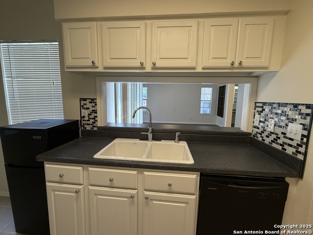 Image 15 of 29 For 11001 Wurzbach 606