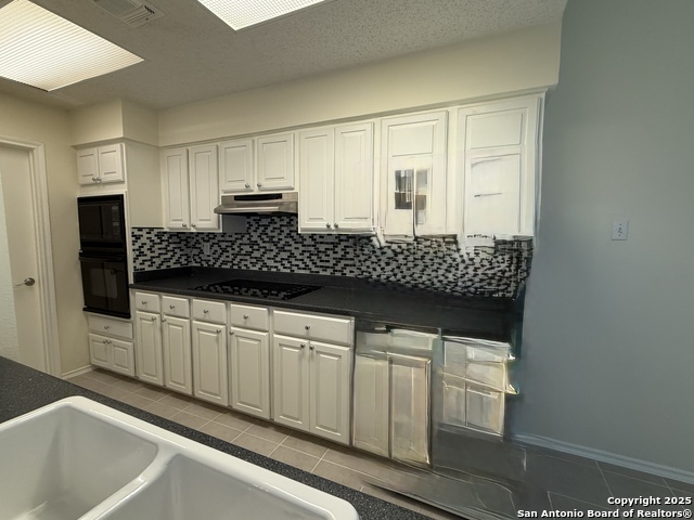 Image 16 of 29 For 11001 Wurzbach 606