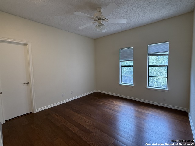 Image 25 of 29 For 11001 Wurzbach 606