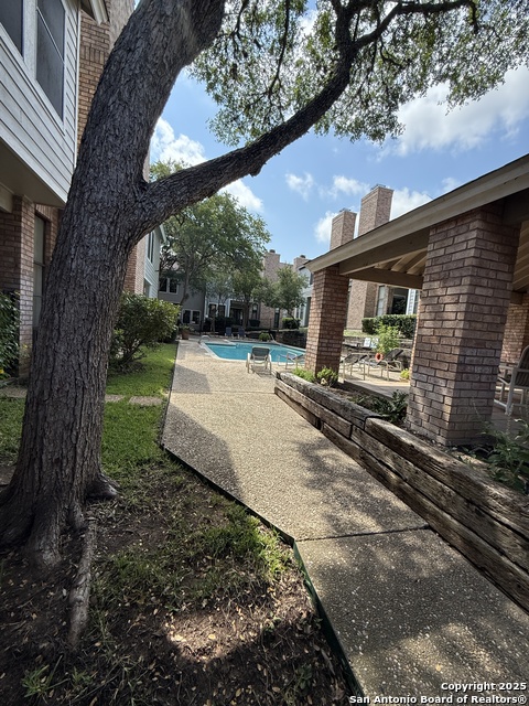 Image 5 of 29 For 11001 Wurzbach 606