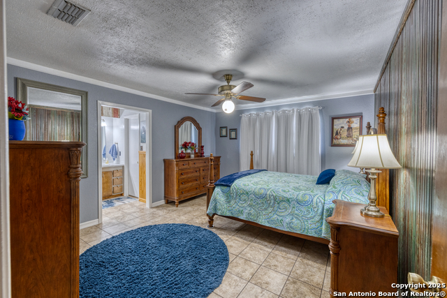 Image 15 of 46 For 101 S. Bluebonnet Dr.