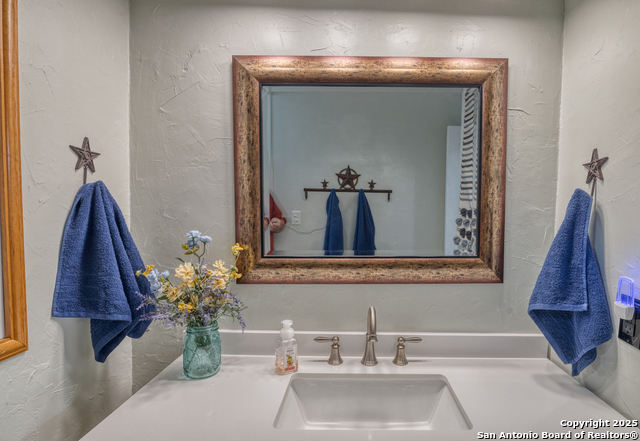 Image 23 of 46 For 101 S. Bluebonnet Dr.