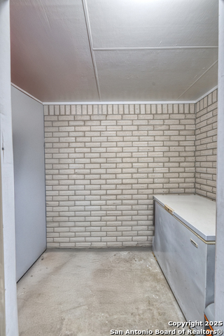 Image 27 of 46 For 101 S. Bluebonnet Dr.