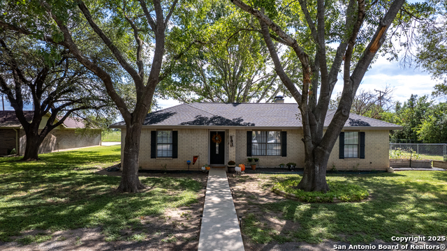 Image 38 of 46 For 101 S. Bluebonnet Dr.