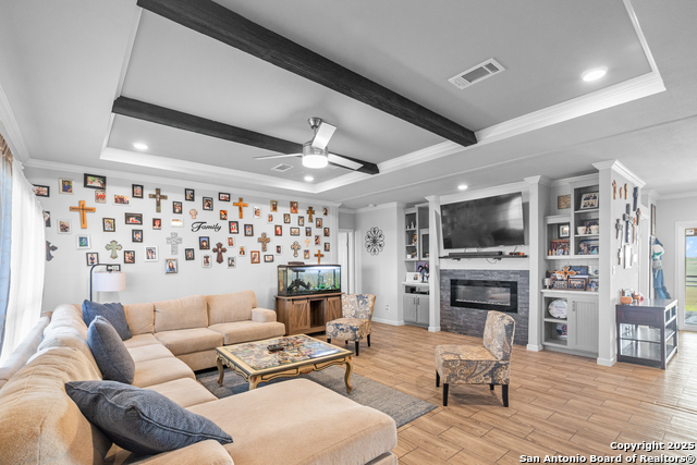 Image 12 of 37 For 193 Shady Hollow Rd.