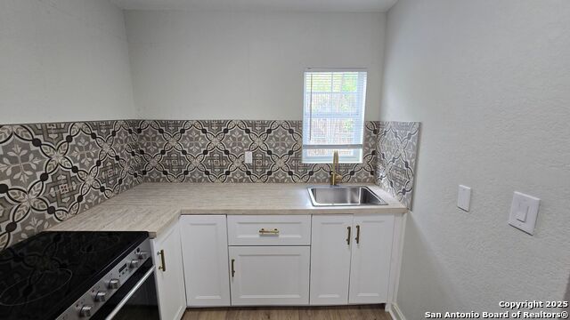 Image 5 of 17 For 212 Placid Dr 2