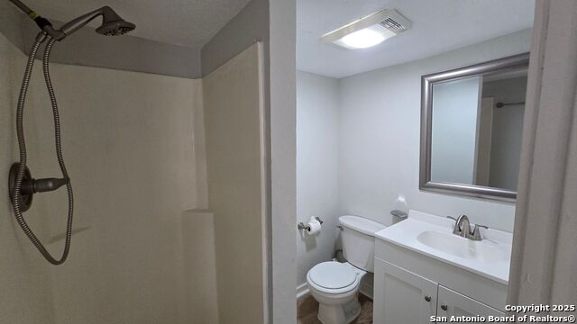 Image 9 of 17 For 212 Placid Dr 2