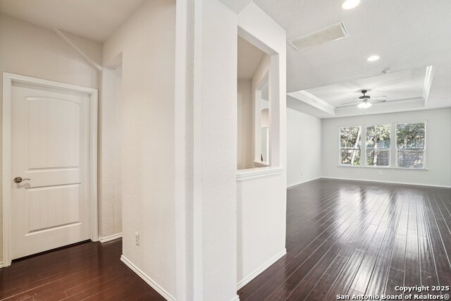 Image 17 of 41 For 10822 Red Sage