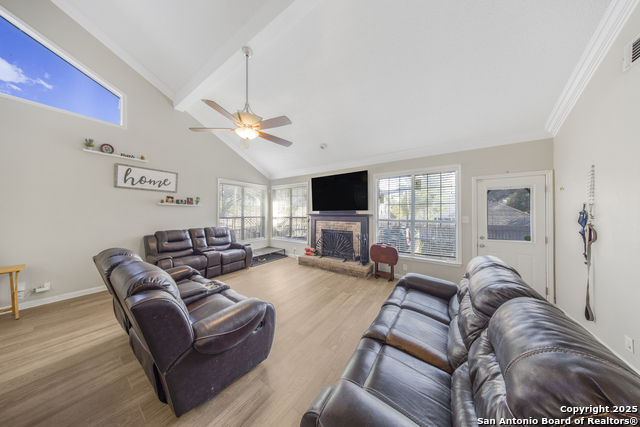 Image 18 of 24 For 5127 Pine Lake