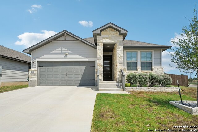 Image 2 of 27 For 1281 Carl