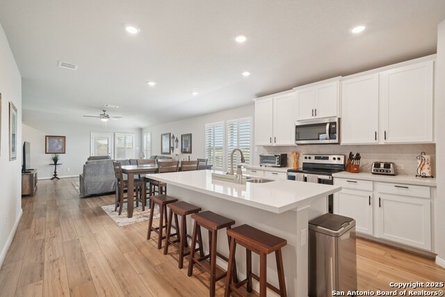 Image 4 of 27 For 1281 Carl