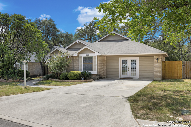 Listing photo id 0 for 5815 Timberhurst