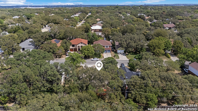 Listing photo id 31 for 5815 Timberhurst