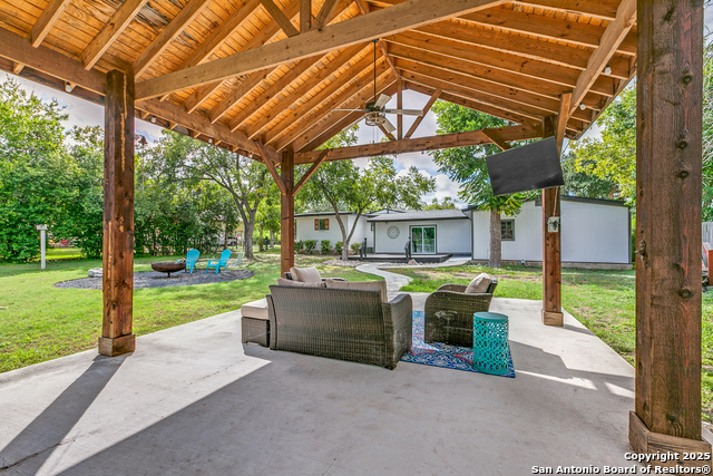 Image 35 of 39 For 715 Oakwood Dr