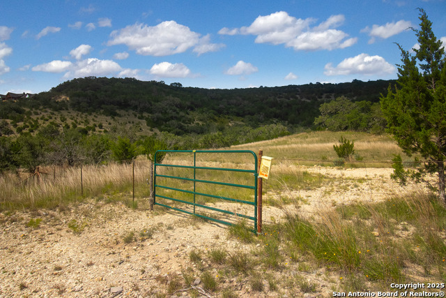 Image 13 of 36 For 000 Wallace Creek Rd