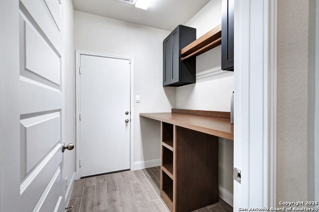 Image 25 of 27 For 618 Bronze Stream