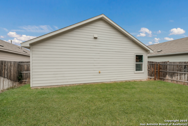 Image 17 of 18 For 10115 Braun Cloud