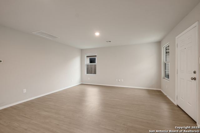 Image 4 of 18 For 10115 Braun Cloud