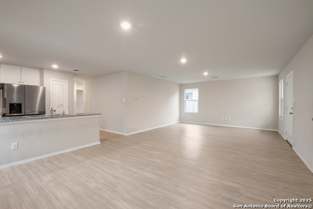 Image 6 of 18 For 10115 Braun Cloud