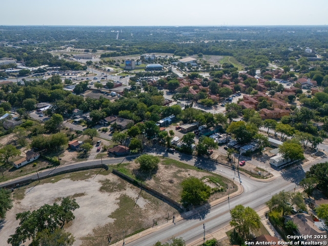 Listing photo id 8 for 2930 Mission